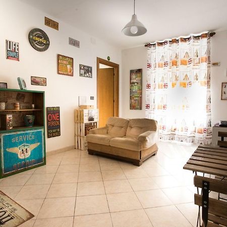 Appartamento In Centro Genoa Bagian luar foto